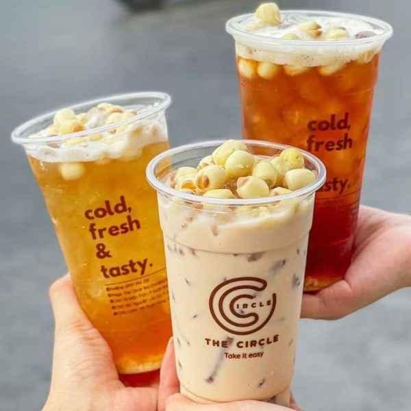 24 oz compostable cold cup, PFAS-free, single product shot