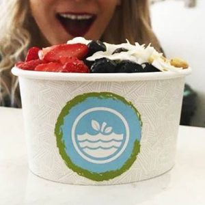 Pla-lined 32 oz compostable food container, PFAS-free, single product shot