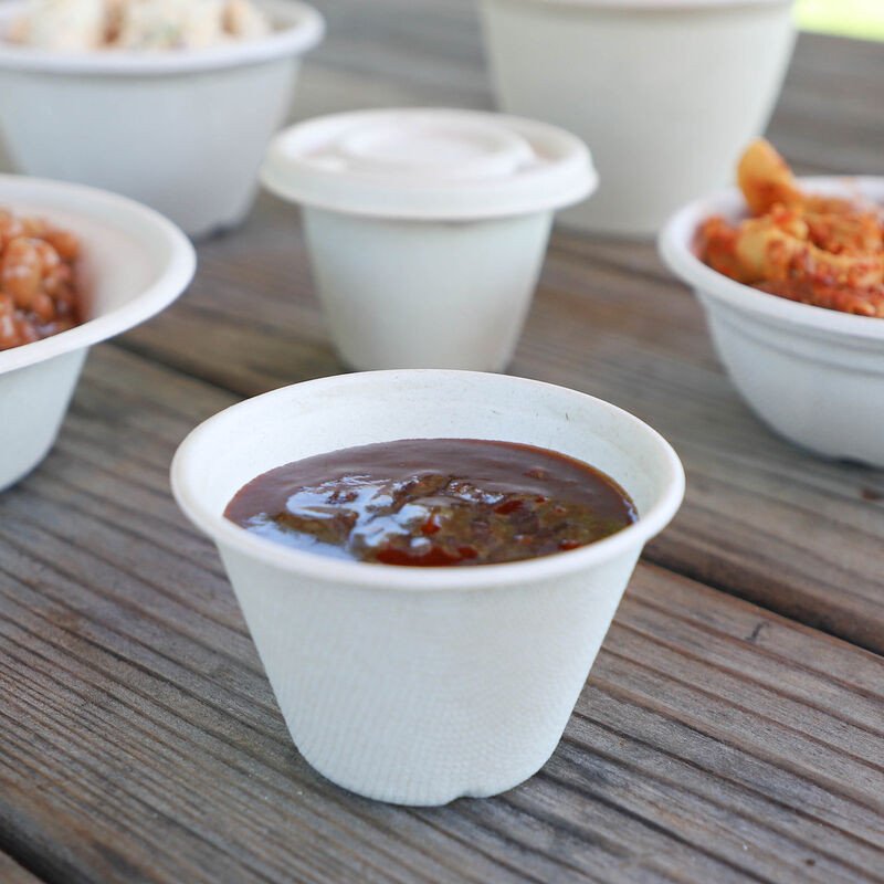 4 oz compostable fiber bowl with food serving example