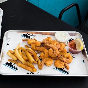 Compostable compostable plate, PFAS-free, single product shot