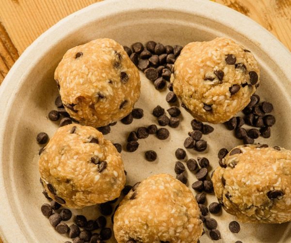 Sustainable Plates — Bagasse Fiber for Catering, Events & Banquet Service